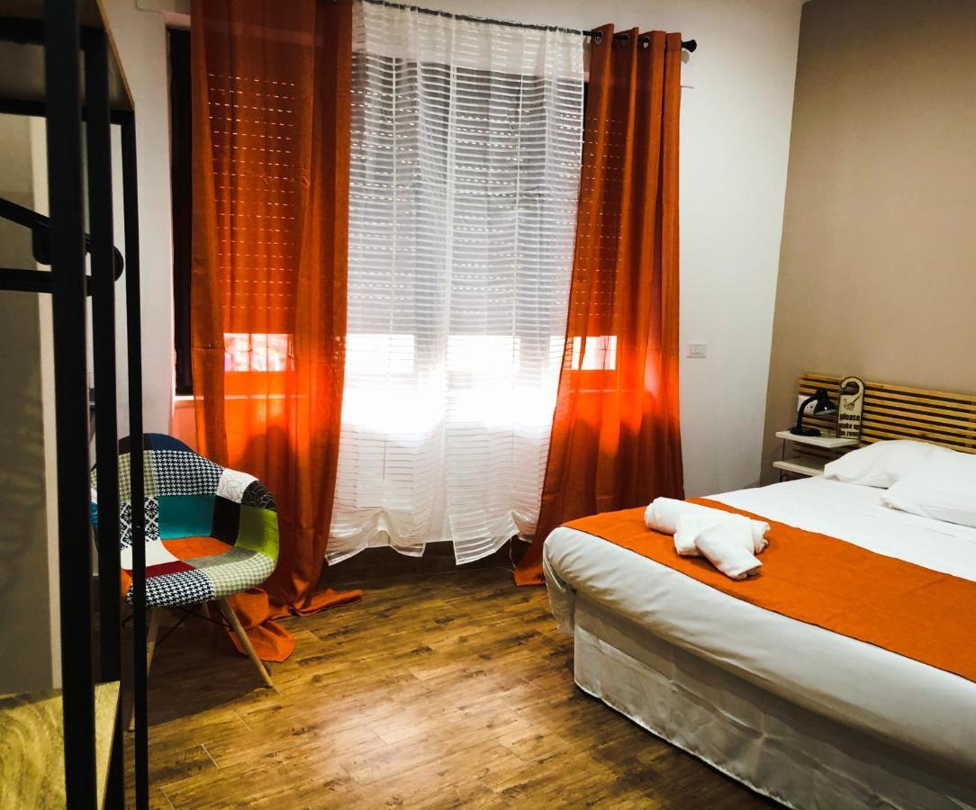Napoli Central Station Deluxe Bed and Breakfast Exterior foto